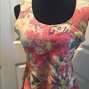 Very cute top by 180 in size large